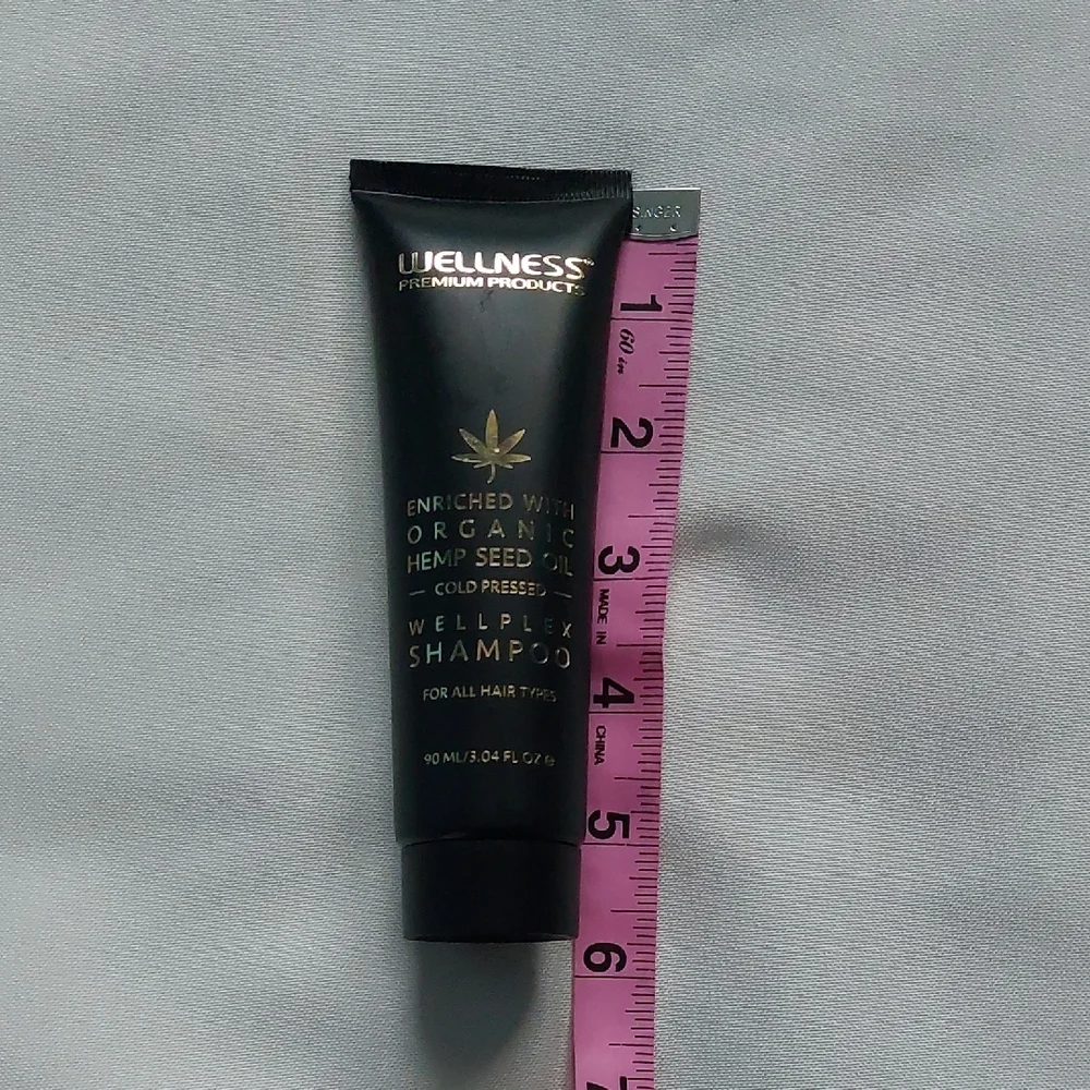 Wellness Premium‎ Black Shampoo